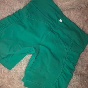 Lululemon tracker shorts 4